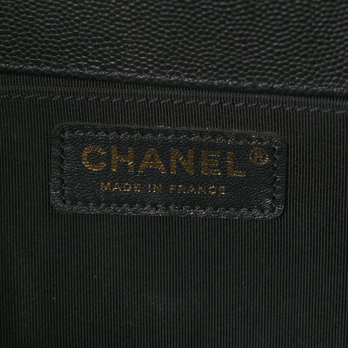 Caviar Quilted Medium Boy Flap Black