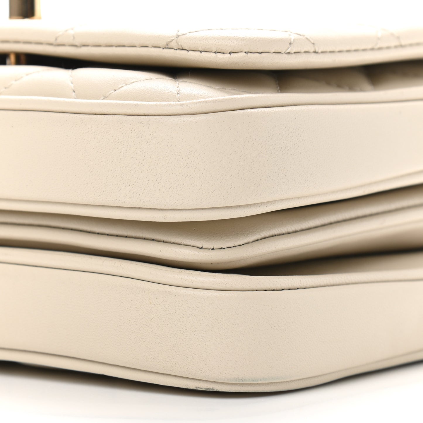 Lambskin Quilted Mini Citizen Chic Flap Ivory