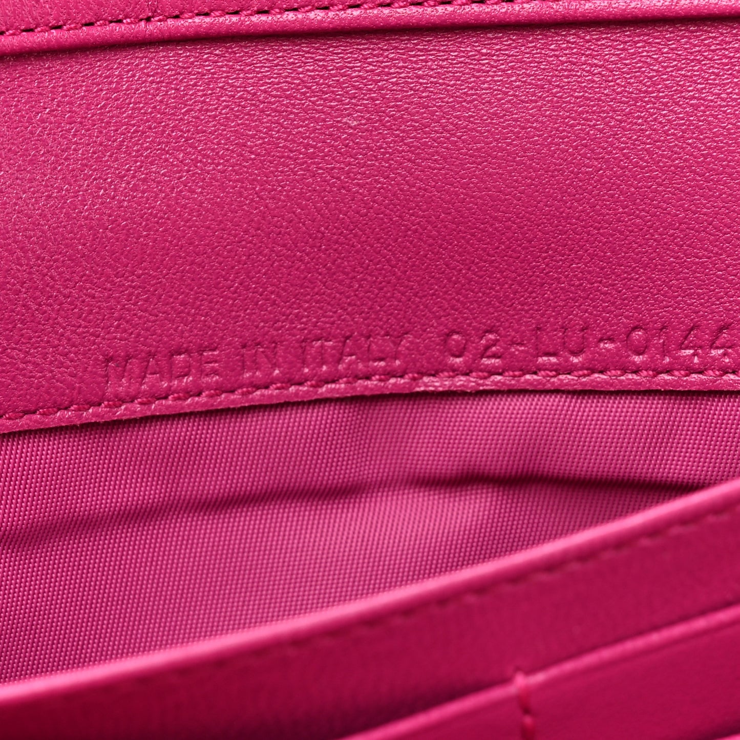Lambskin Cannage Bi-Color Lady Dior Rendezvous Wallet On Chain Toxic Purple Pink