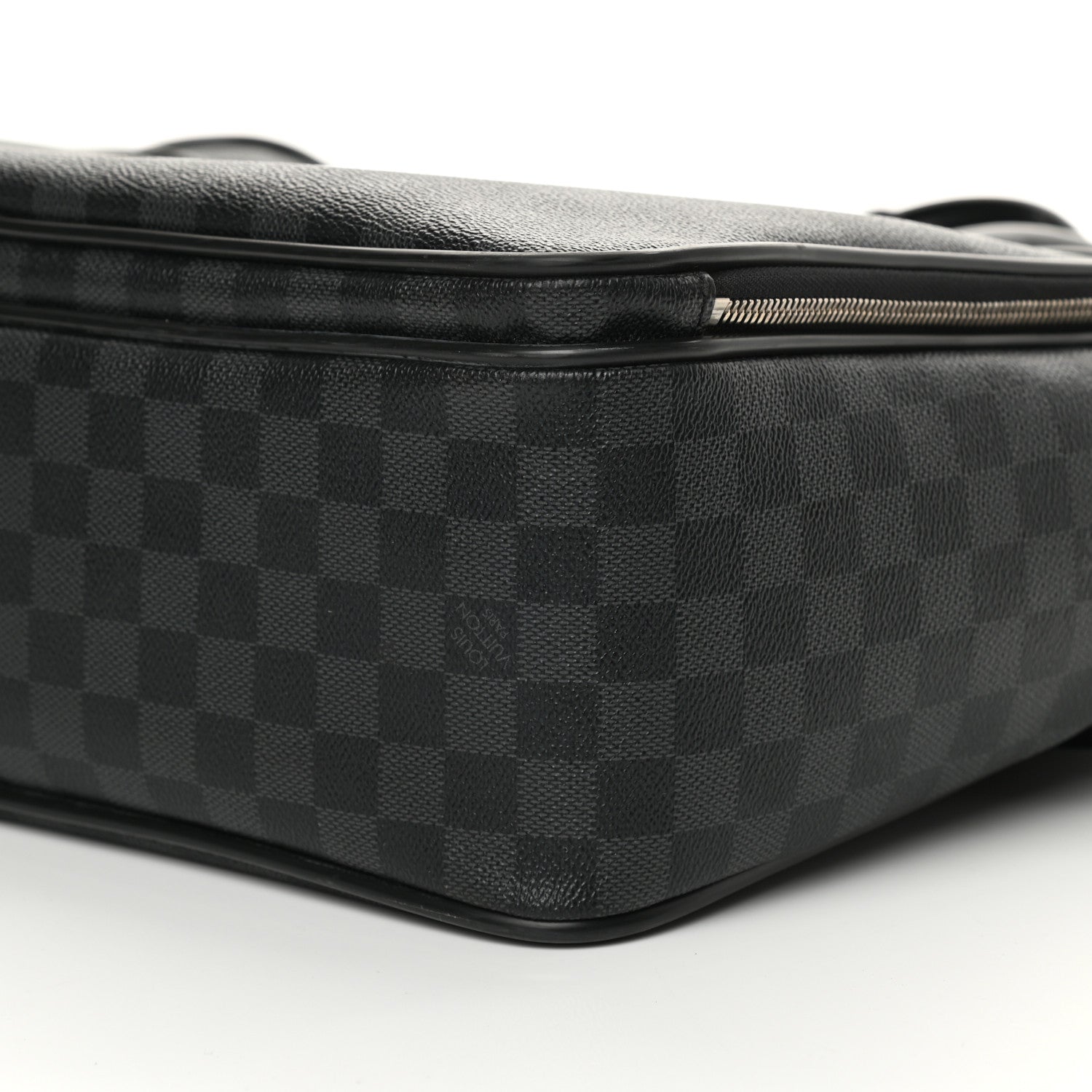 Louis Vuitton Damier Graphite Icare 10 of 16