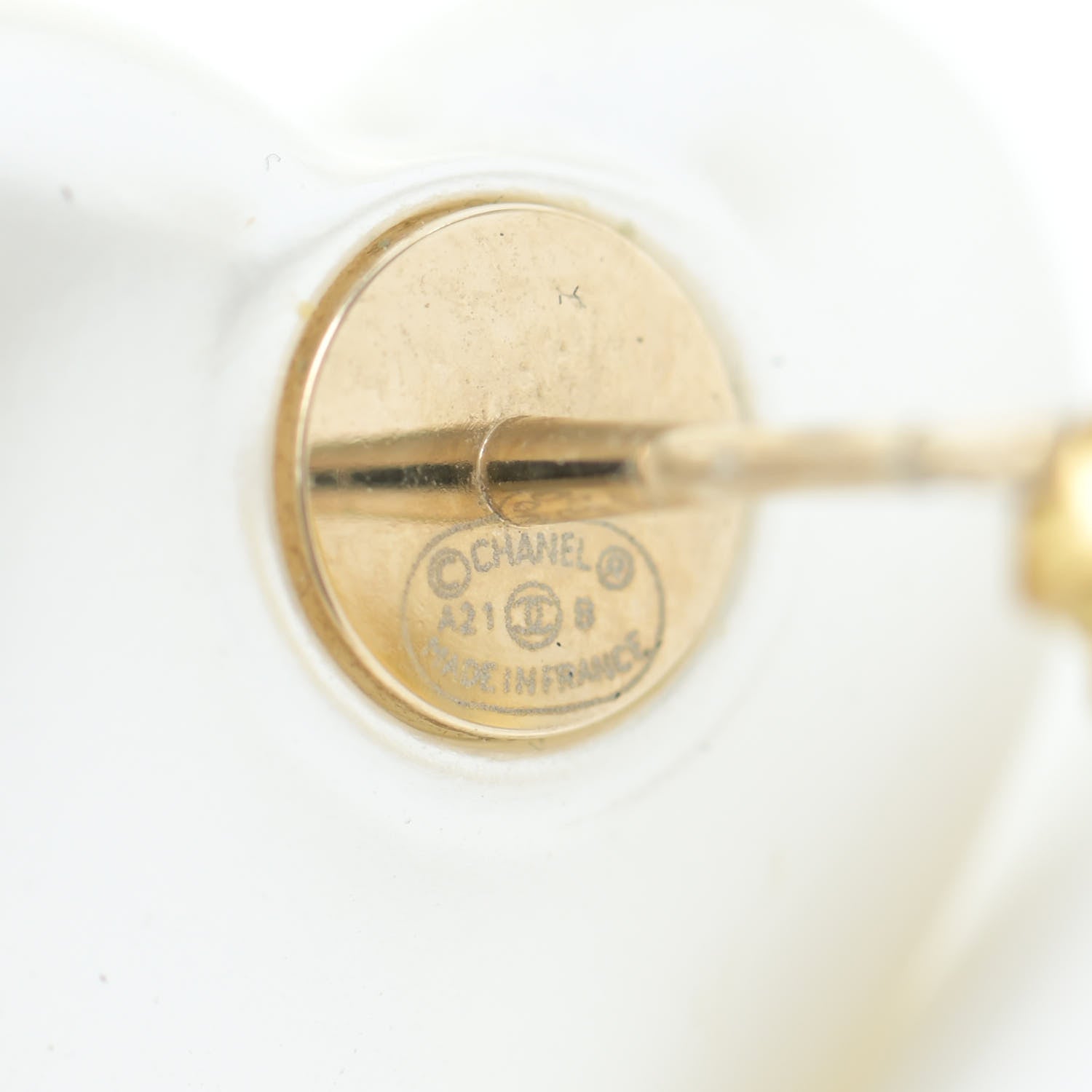 Chanel Pearl Crystal CC Heart Earrings Gold 4 of 5