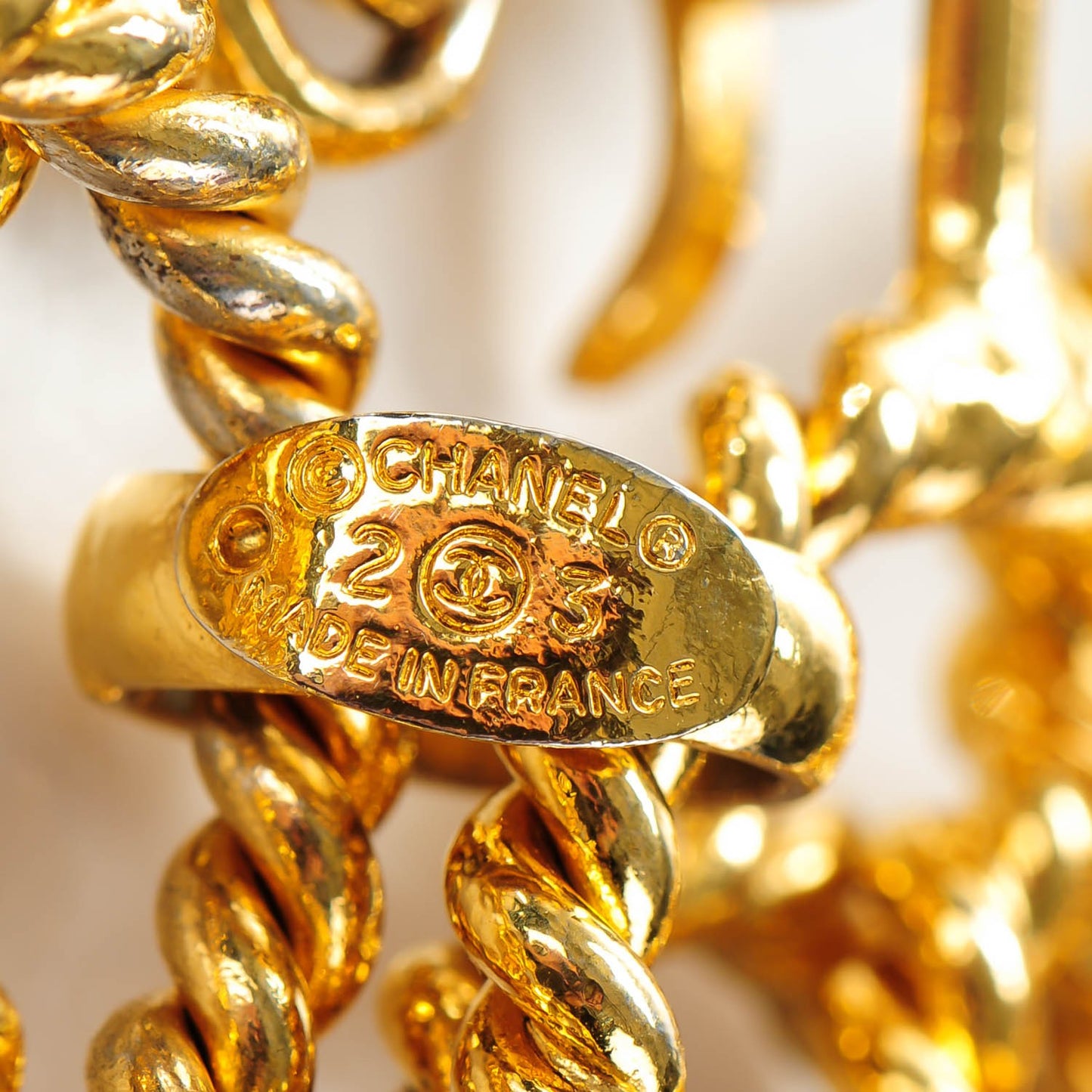Chain CC Medallion Belt Gold