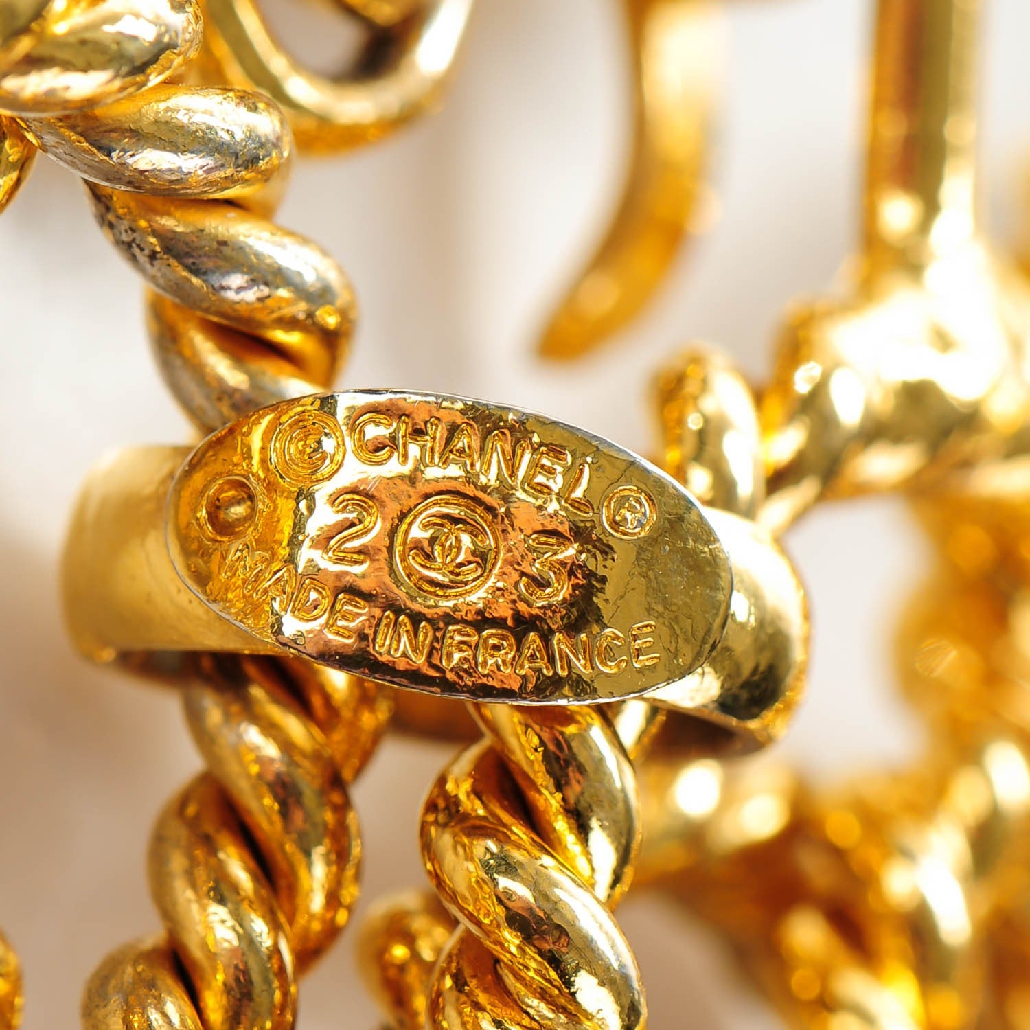 Chanel Chain CC Medallion Belt Gold 4 of 6
