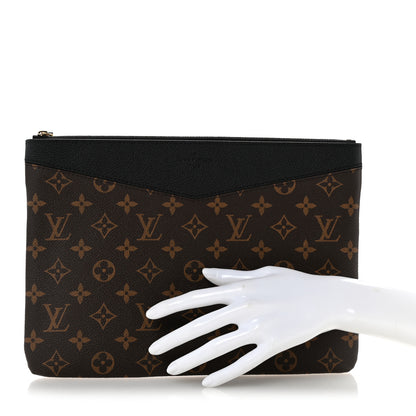 Louis Vuitton Monogram Daily Pouch Black 2 of 6