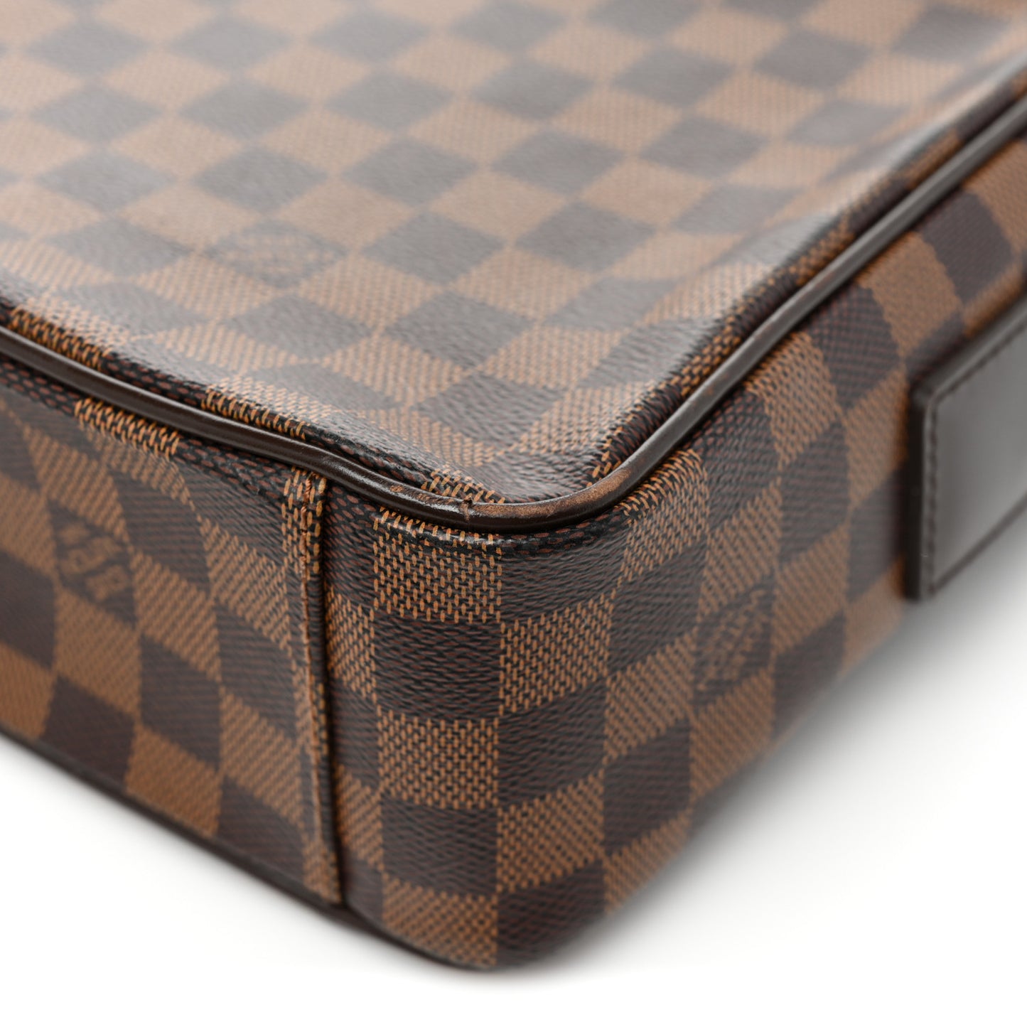 Damier Ebene Shelton MM