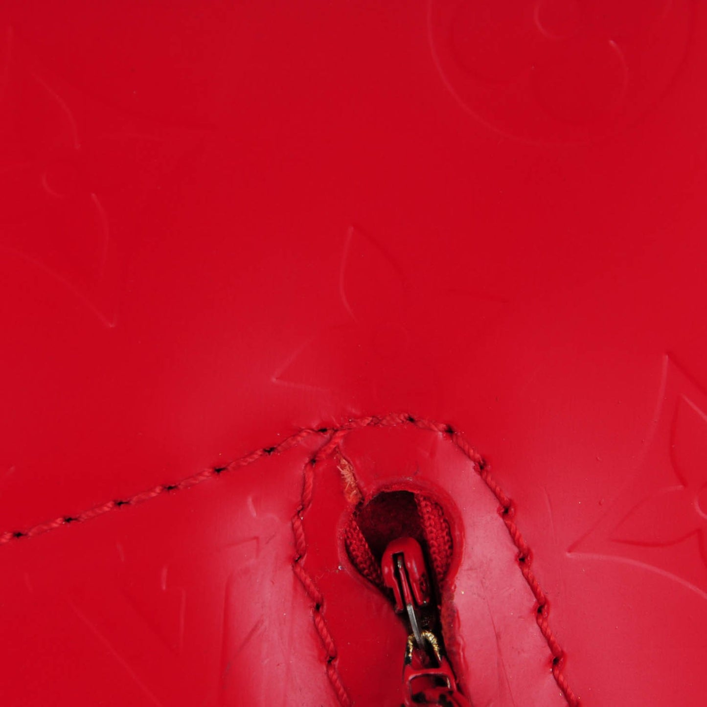 Mat Monogram Op Art Roundy Red
