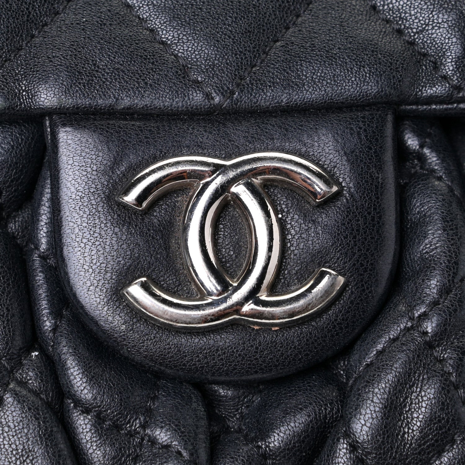 Chanel Washed Lambskin Mini Chain Around Messenger Black 7 of 11