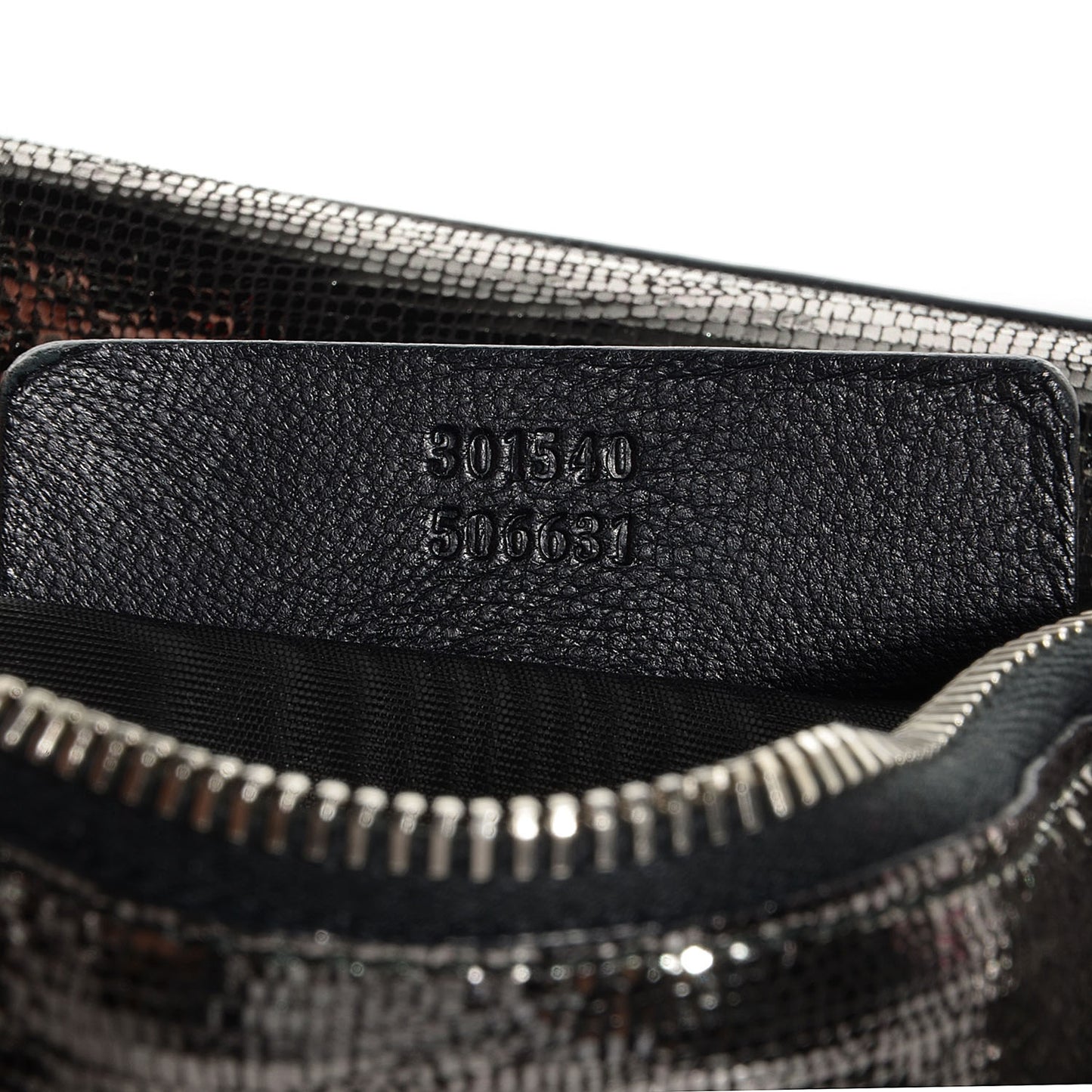 Textured Leather De Manta Cosmetic Case Silver