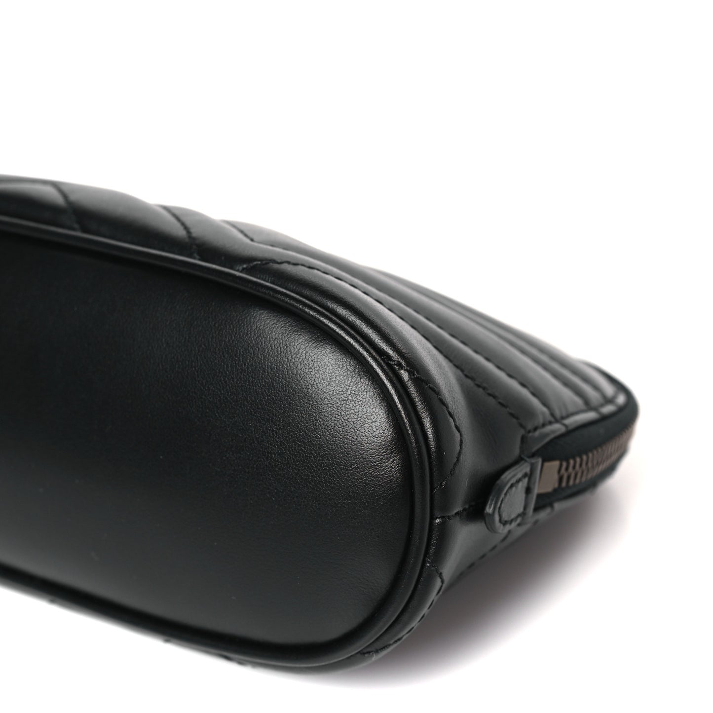 Calfskin Matelasse Large GG Marmont Pouch Cosmetic Case Black