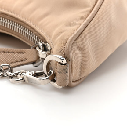 Prada Nylon Re-Edition 2005 Shoulder Bag Cammeo 16 of 18