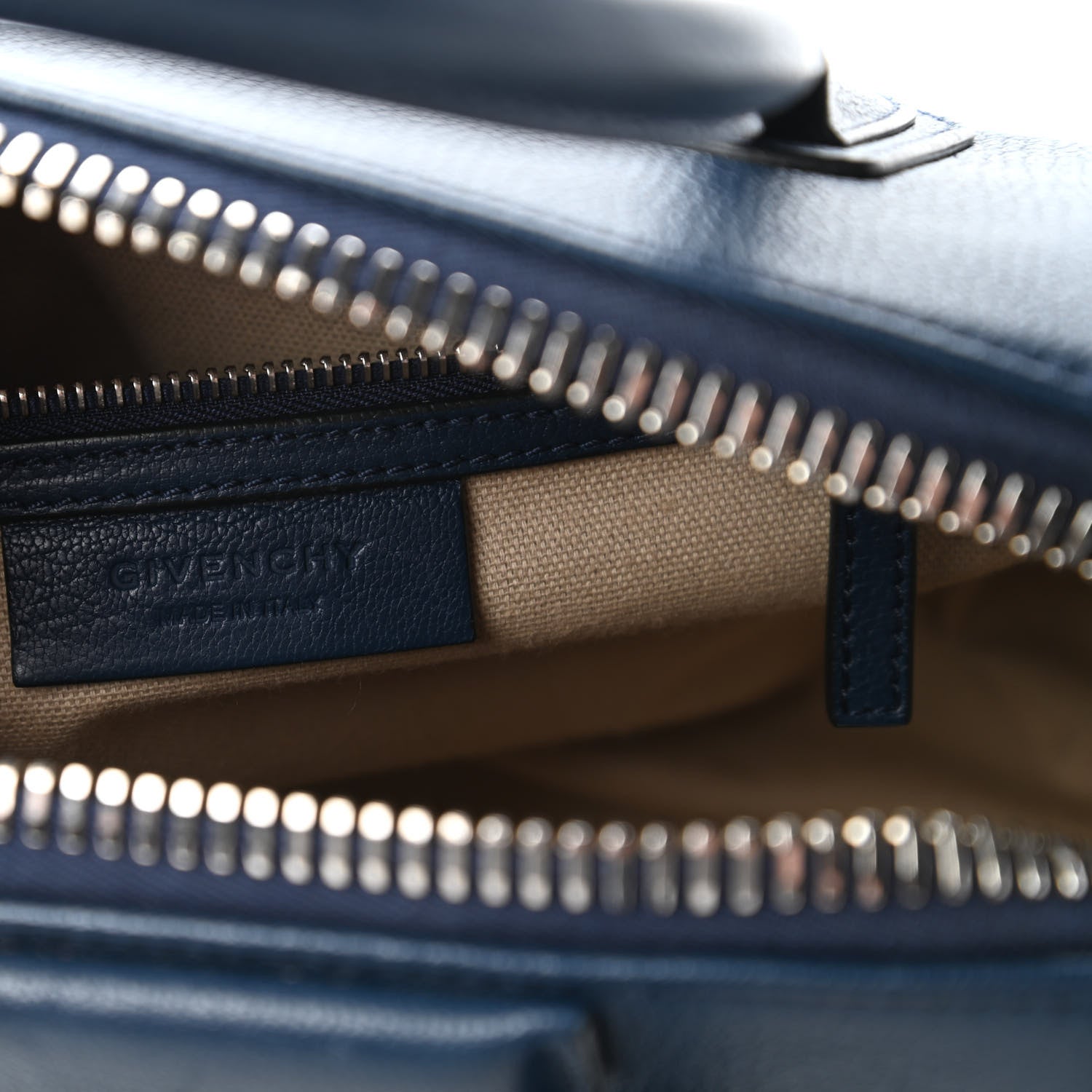 Givenchy Sugar Goatskin Small Antigona Navy 8 of 10