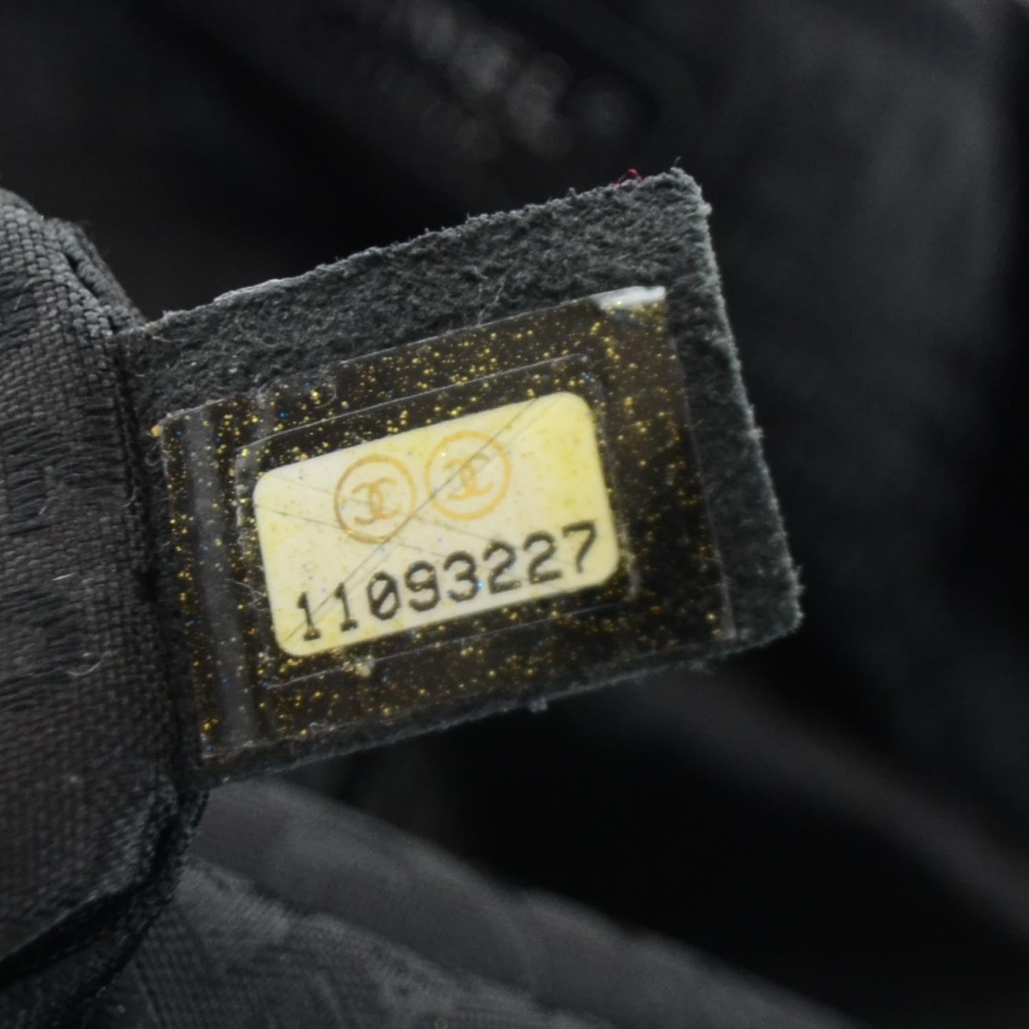 Chanel Vinyl XL Coco Cabas Black 11 of 12
