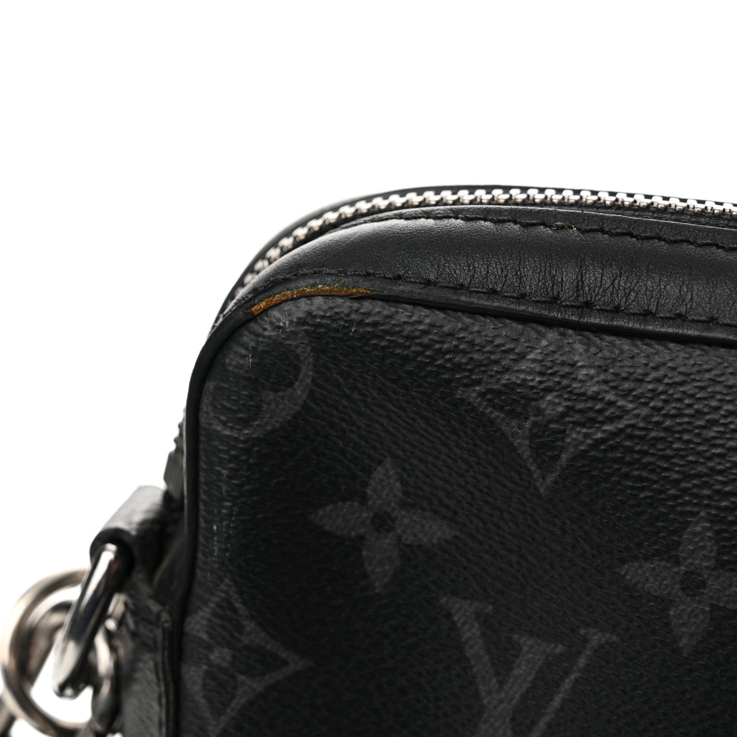 Louis Vuitton Reverse Monogram Eclipse Trio Messenger 13 of 14