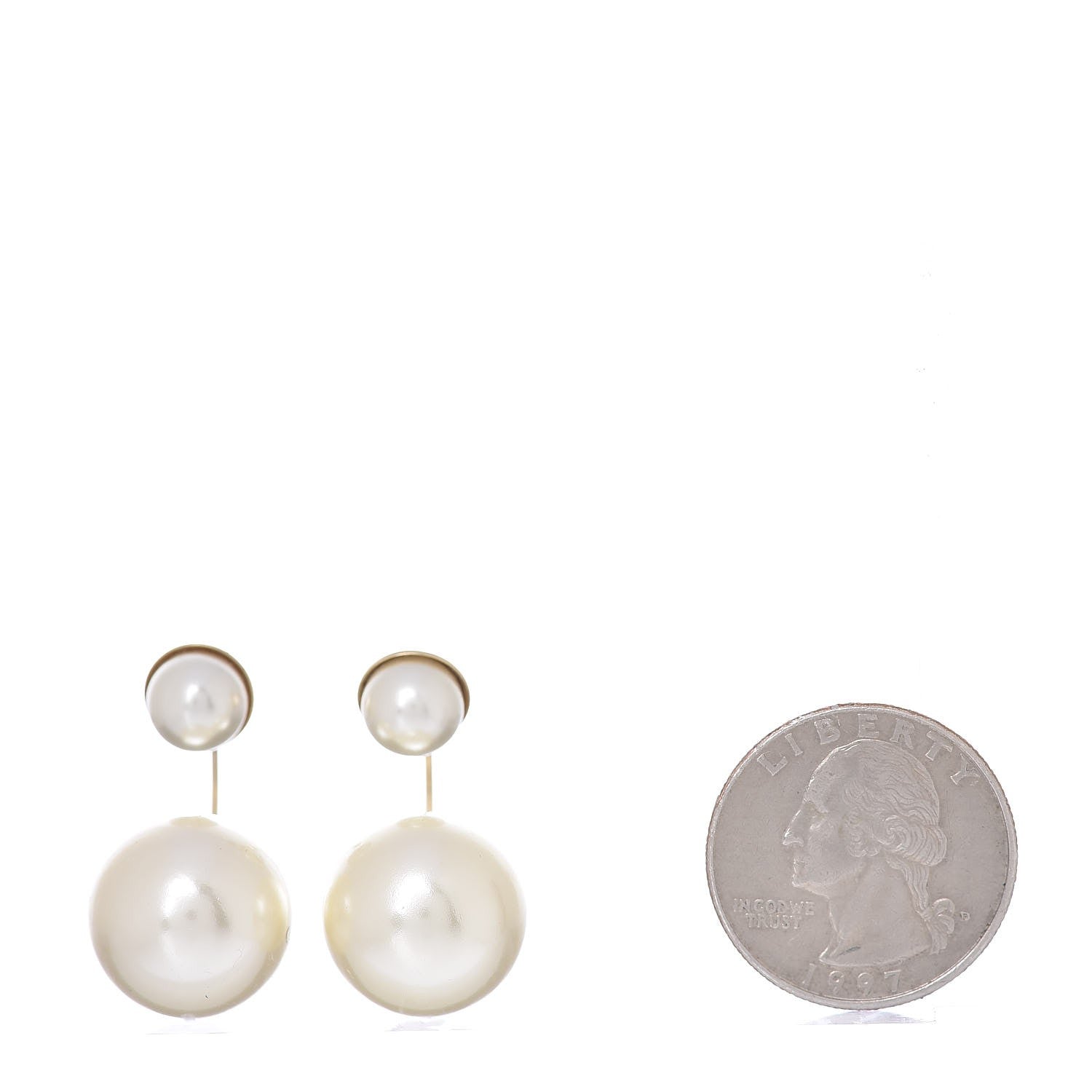 Christian Dior Pearl Ultradior Earrings Cream 2 of 5