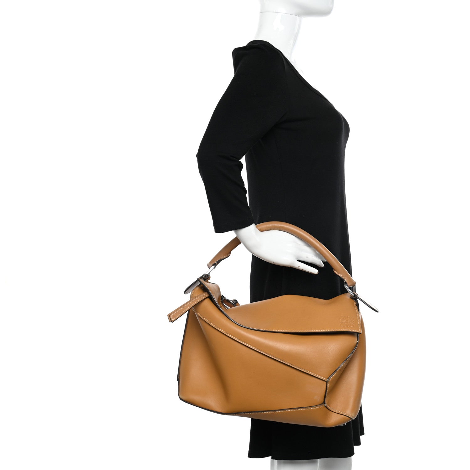 Loewe Calfskin Large Puzzle Bag Warm Desert 2 of 11