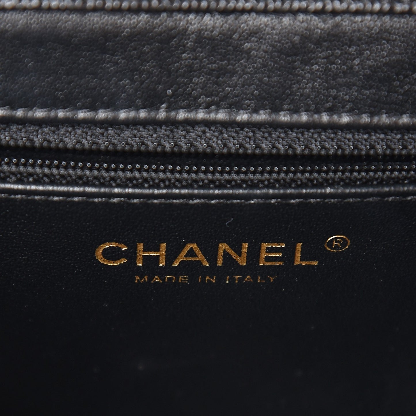Caviar Quilted Medium Business Affinity Flap Black
