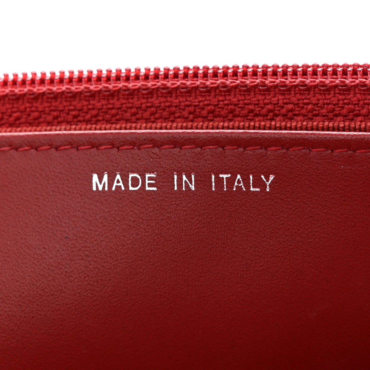 Caviar Quilted Wallet On Chain WOC Red