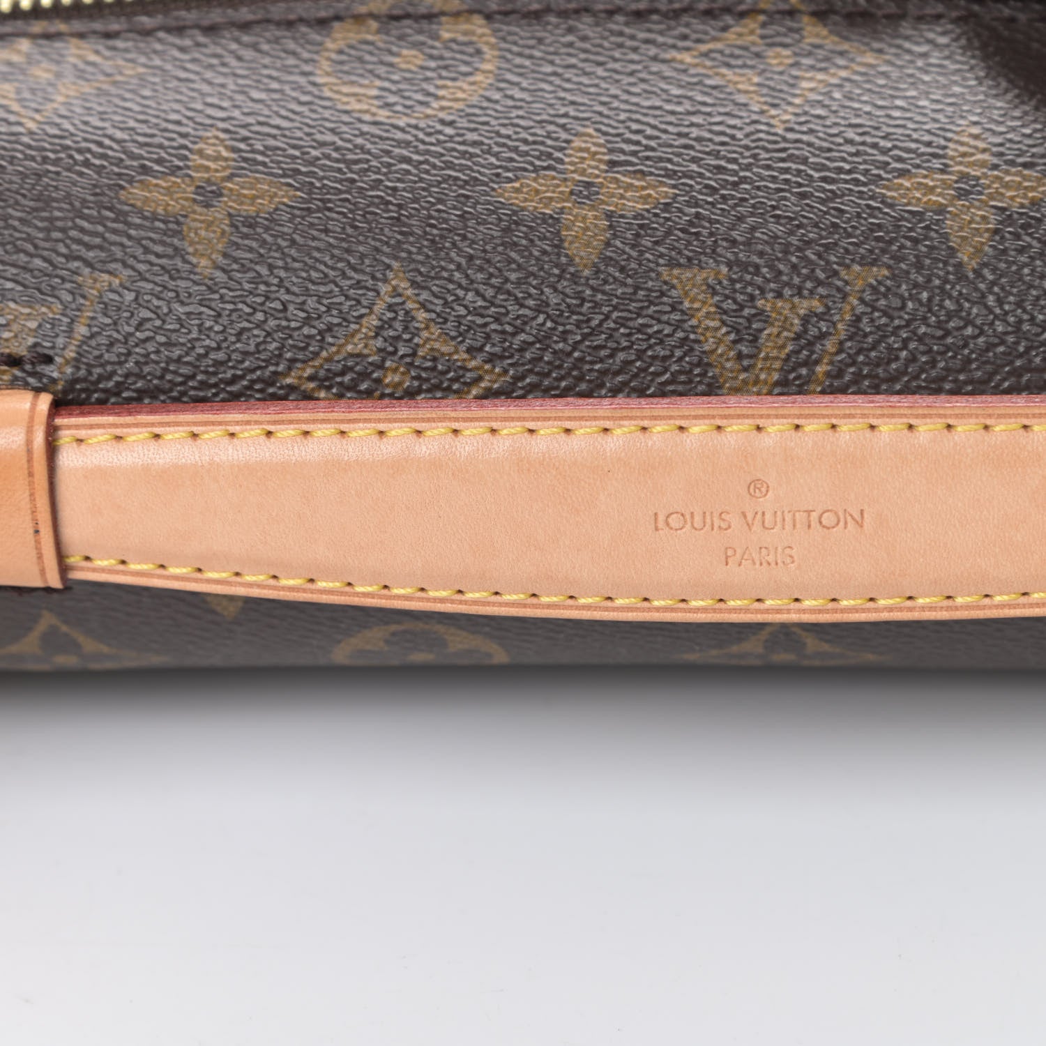 Louis Vuitton Monogram Pochette Metis 11 of 11
