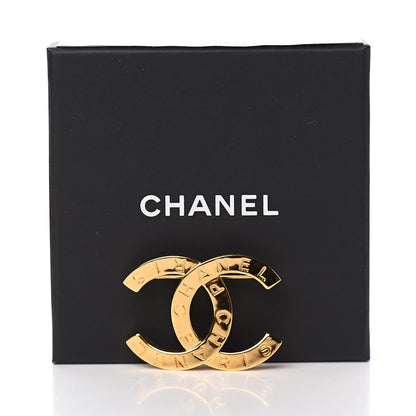 Chanel Metal Paris Button CC Large Brooch Gold 4 of 4