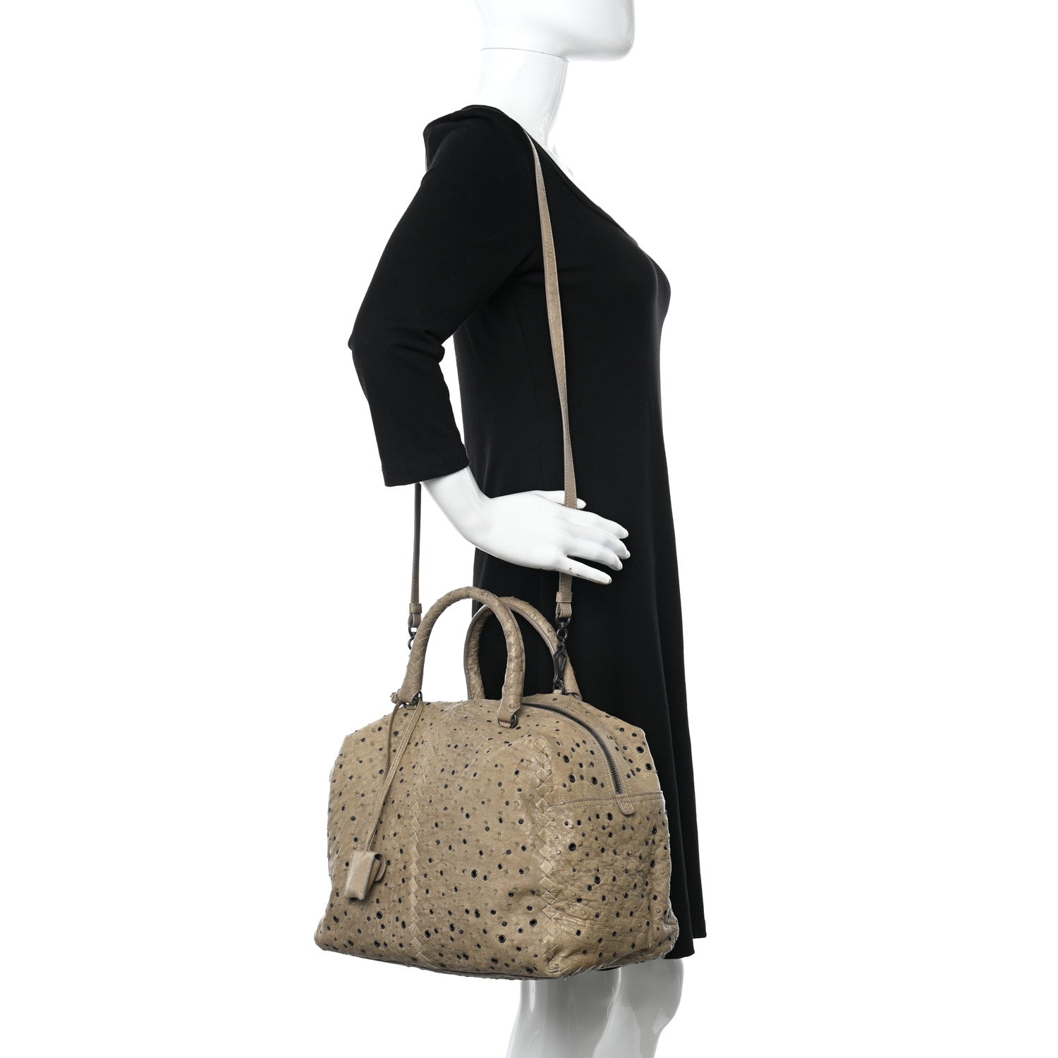 Bottega Veneta Ostrich Grommet Montaigne Beige 2 of 18