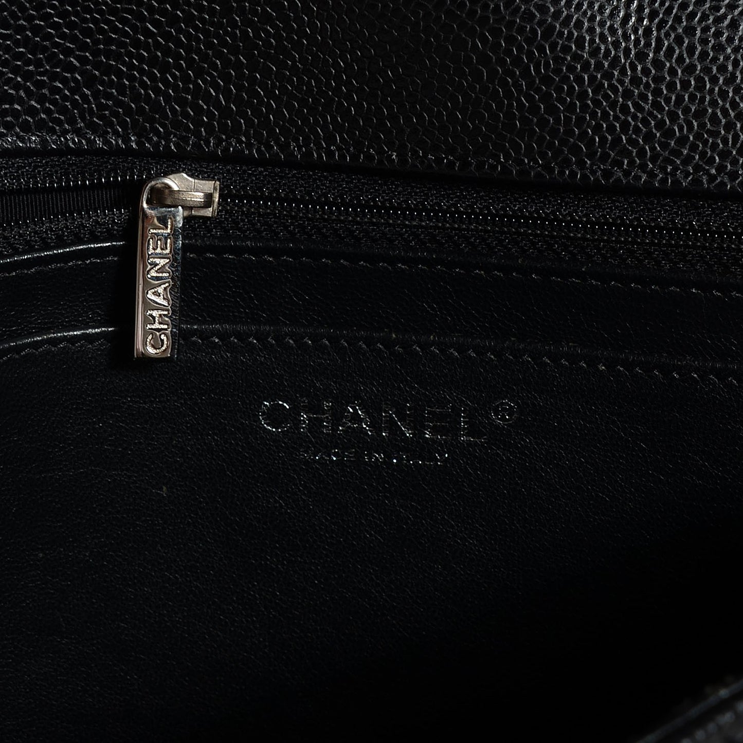 Caviar Quilted Maxi Single Flap Black