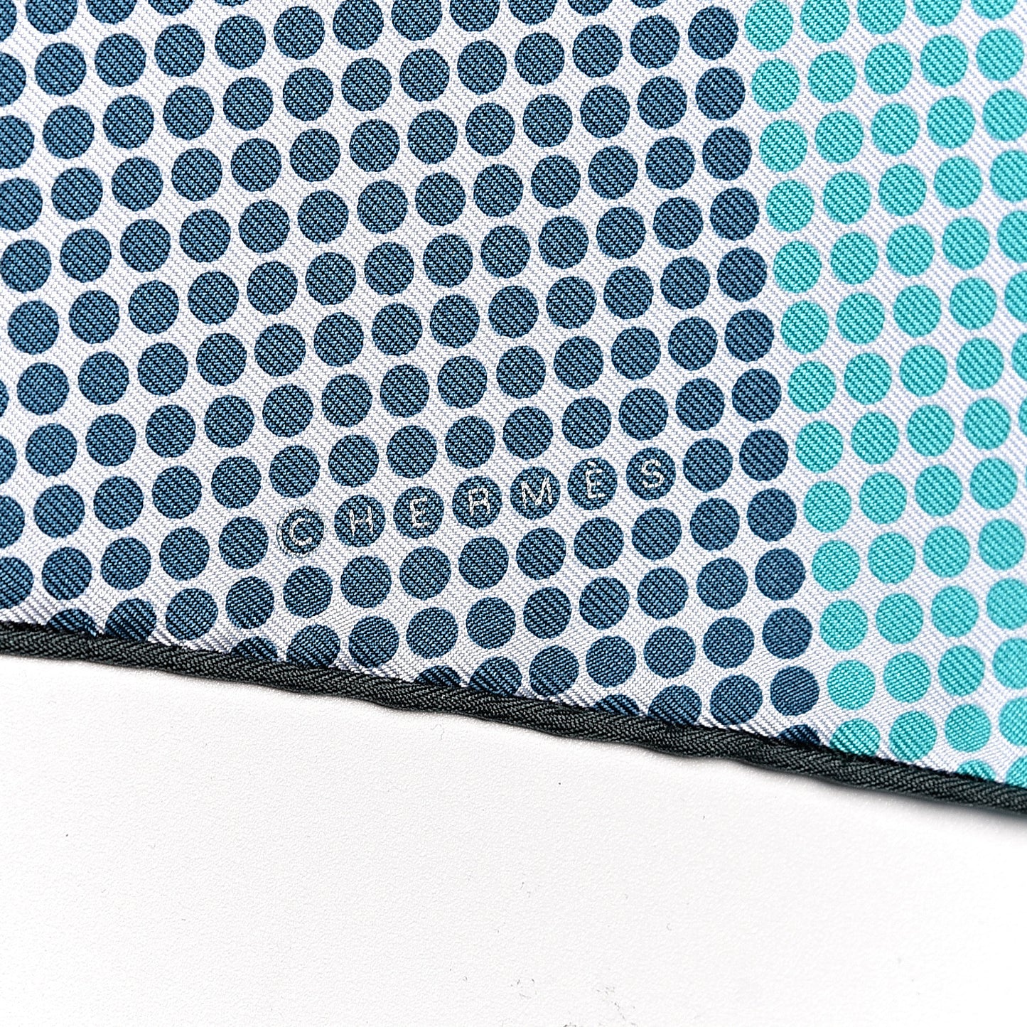 Silk Le Saut H Scarf 90