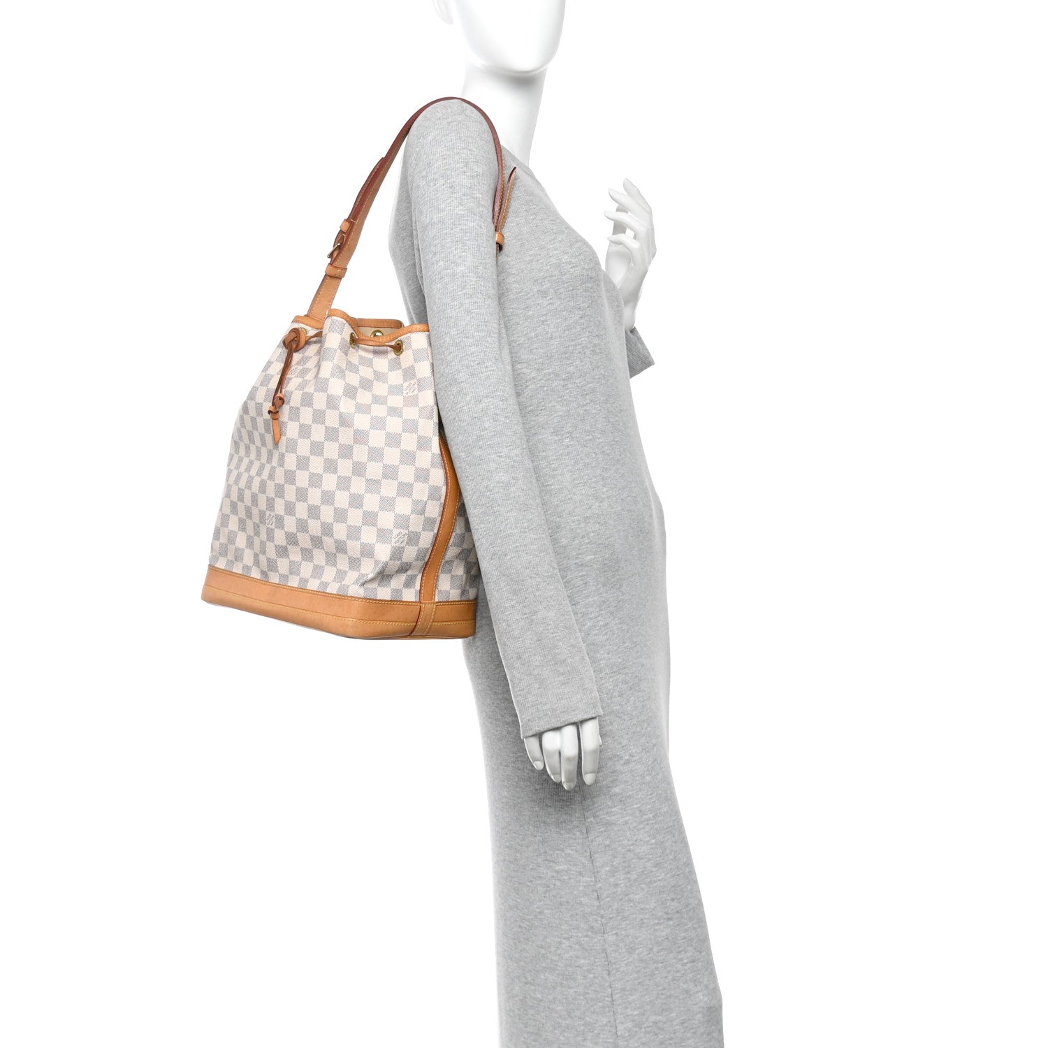 Louis Vuitton Damier Azur Noe 2 of 11