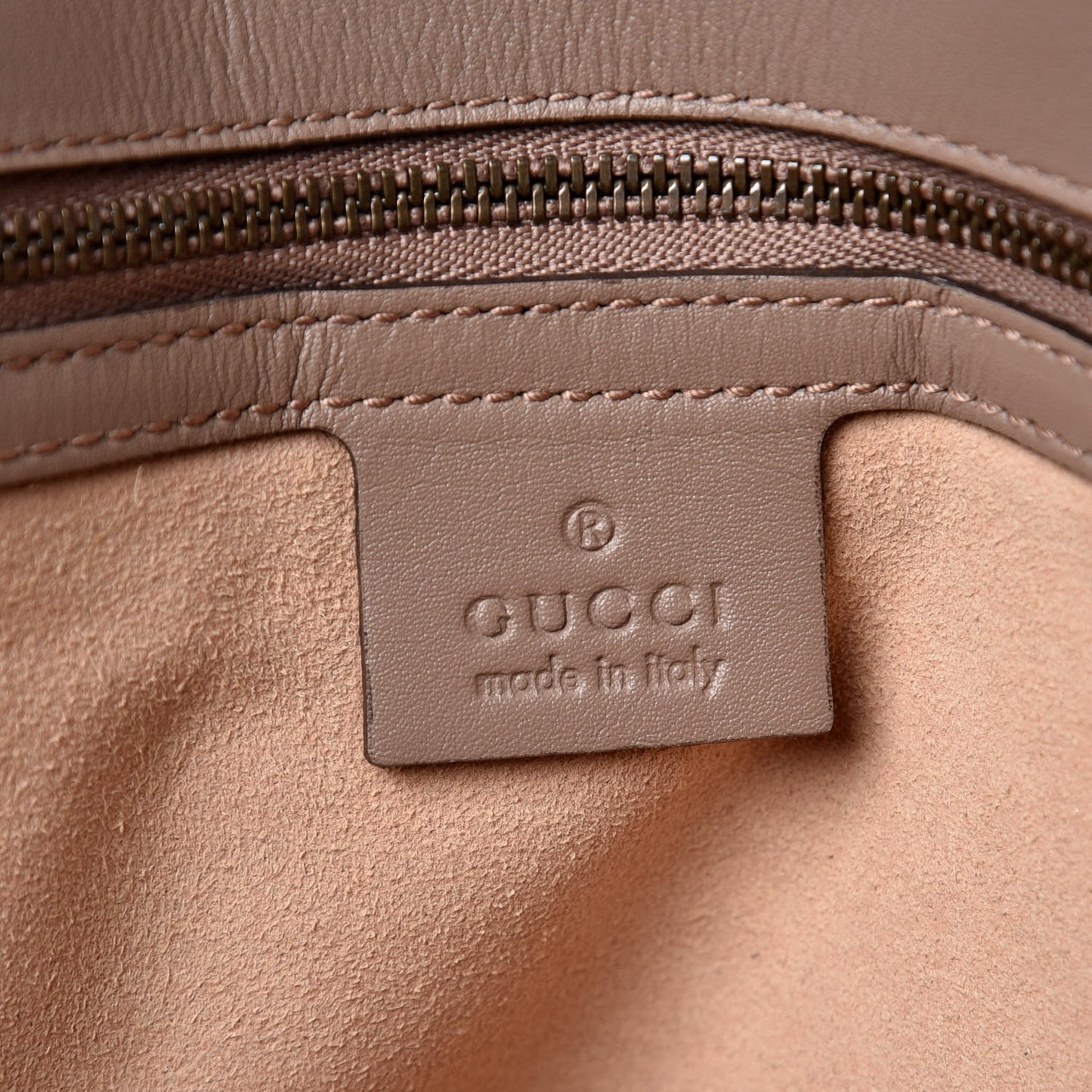 Calfskin Matelasse Medium GG Marmont Shoulder Bag Porcelain Rose