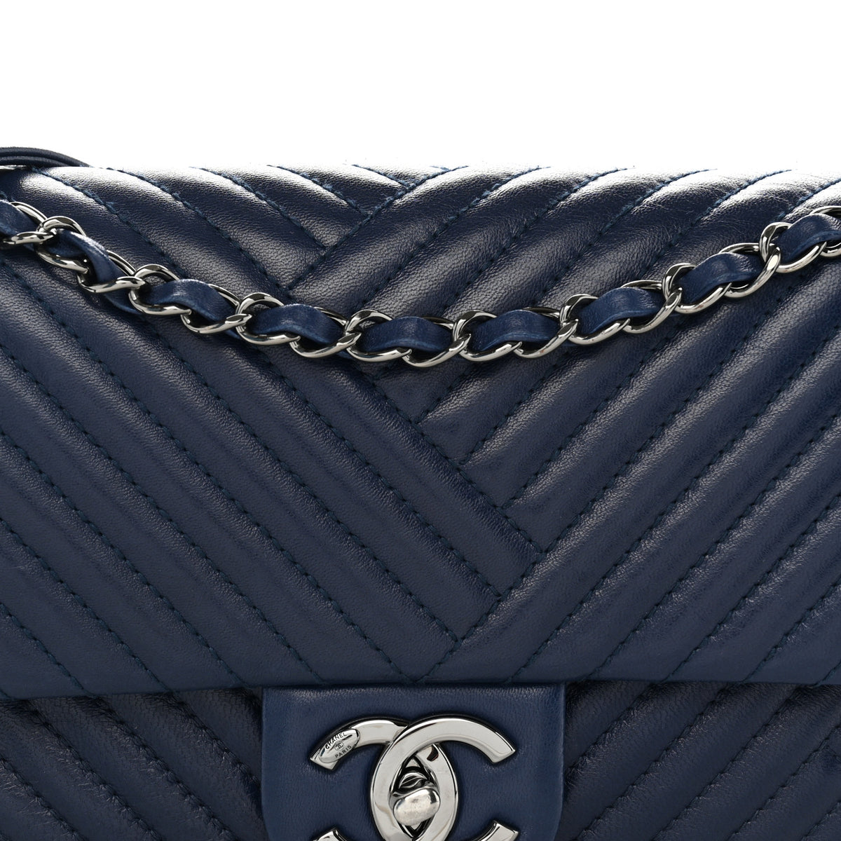 Lambskin Quilted Medium CC Crossing Flap Blue
