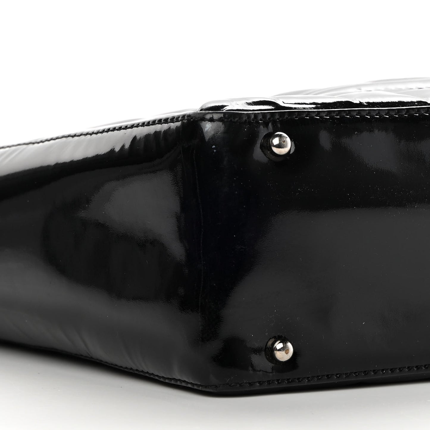 Patent Chocolate Bar Quilted CC Shoulder Bag Black