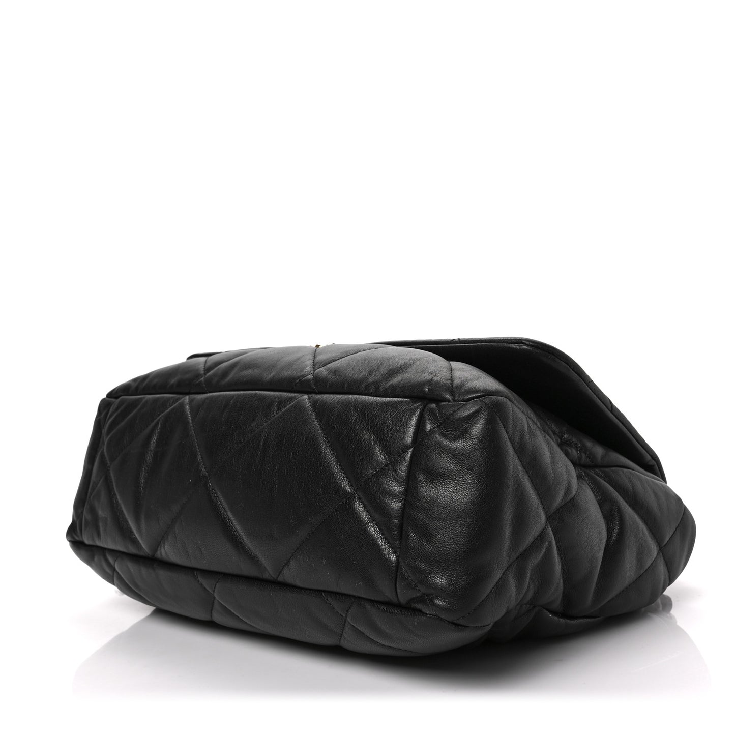 Shiny Goatskin Quilted Maxi Chanel 19 Flap Black