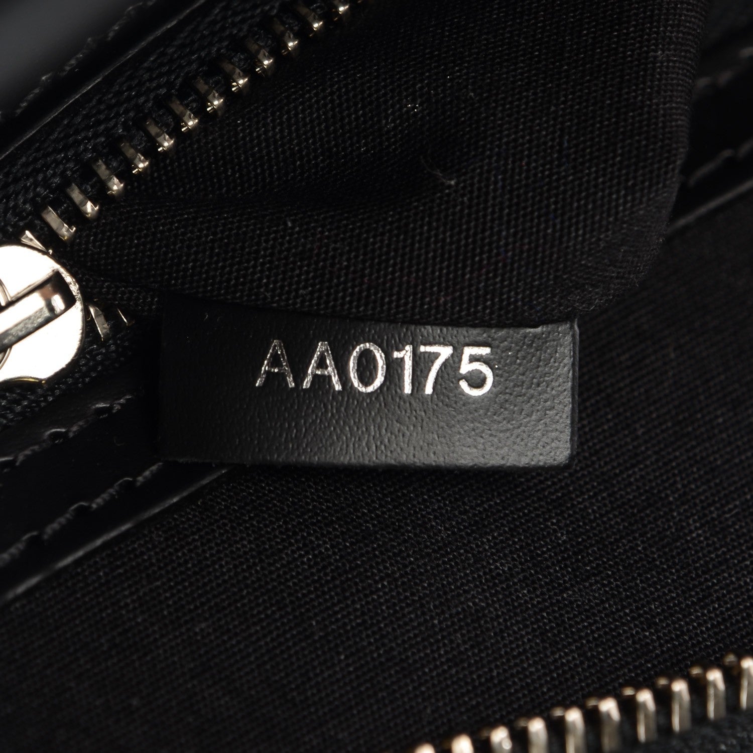 Louis Vuitton Epi Brea MM Black 7 of 7