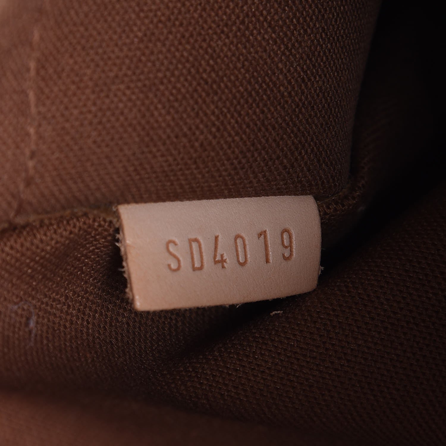 Louis Vuitton Monogram Tivoli PM 7 of 9