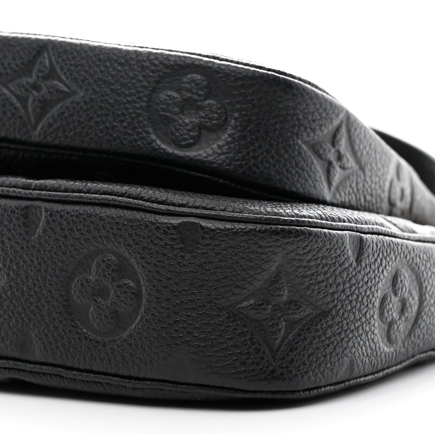 Empreinte Monogram Giant Multi Pochette Accessories Black