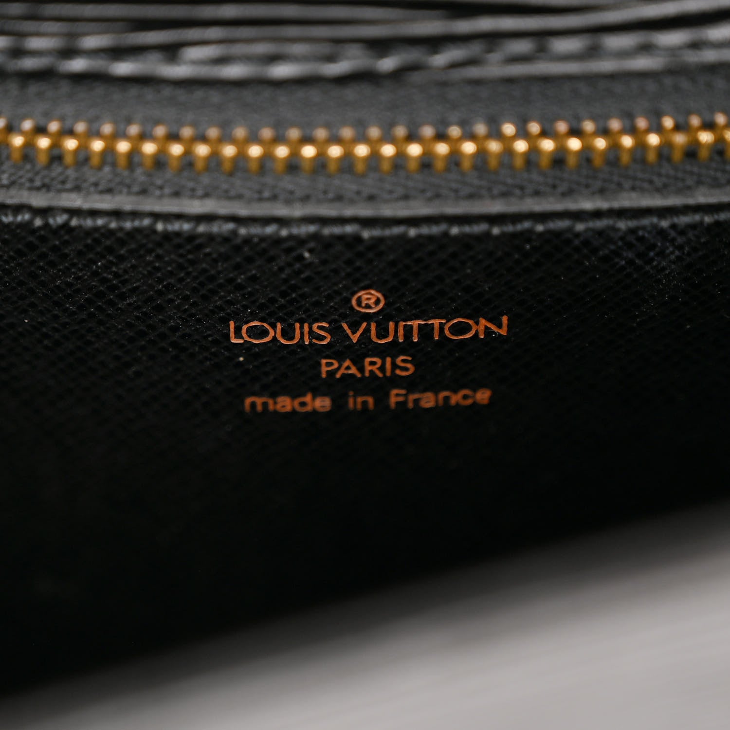 Louis Vuitton Epi Saint Cloud GM Black 6 of 14