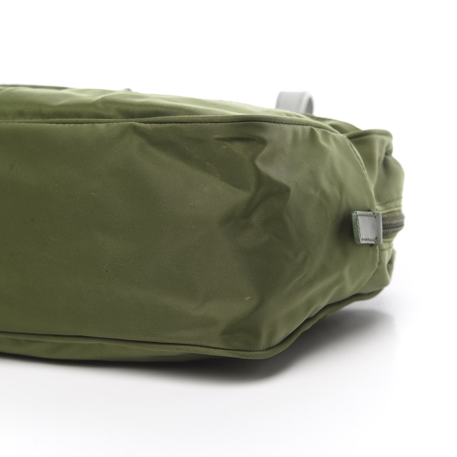 Prada Nylon Vela Sport Duffle Militare 9 of 12