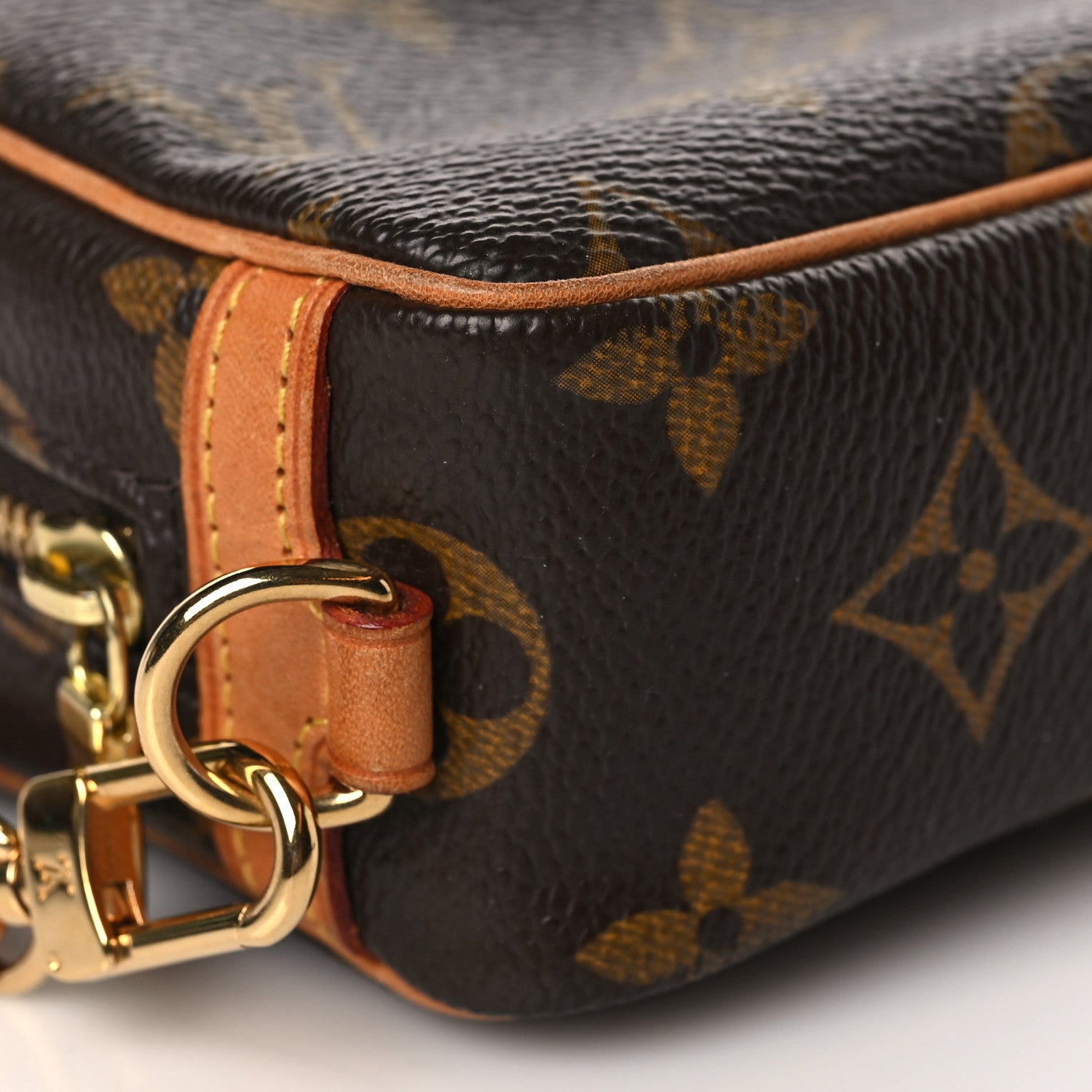 Louis Vuitton Monogram Wapity 7 of 8