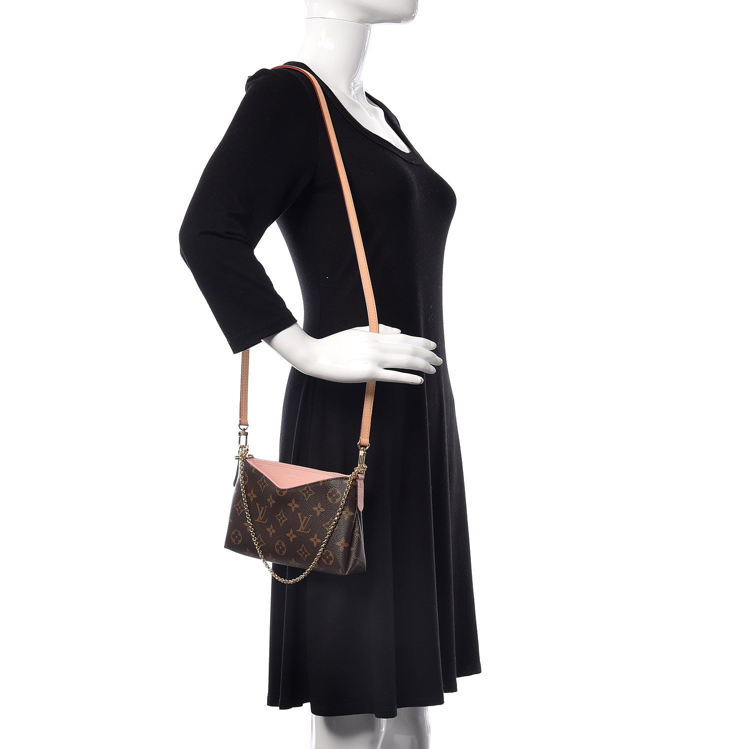 Louis Vuitton Monogram Pallas Clutch Rose Poudre 2 of 11