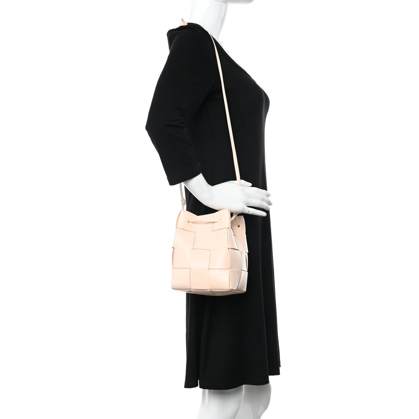 Nappa Maxi Intrecciato Cassette Bucket Bag Melon Washed