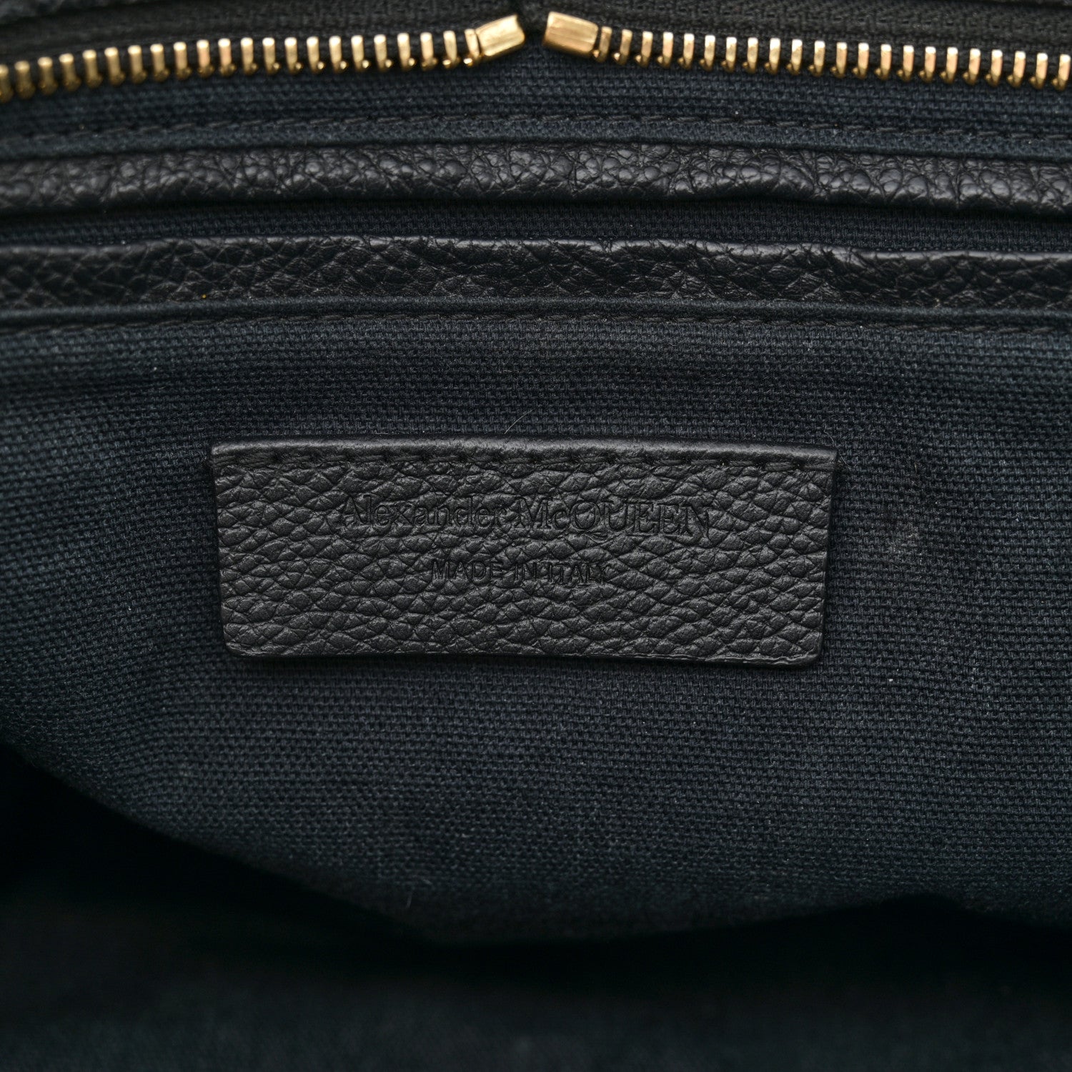 Alexander McQueen Pebbled Calfskin Small Skull Padlock Zip Around Tote Black 6 of 19