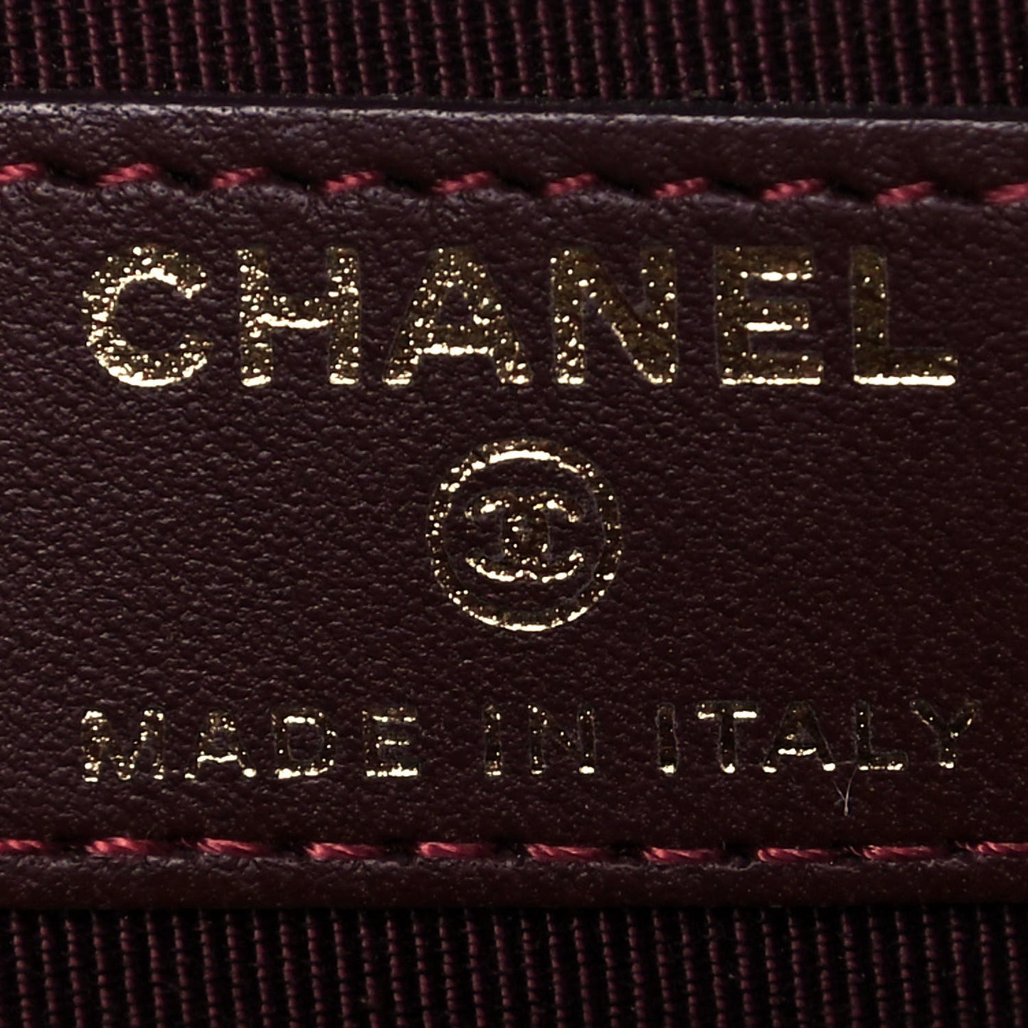 Quilted Medium Gusset Double Zip Around Black