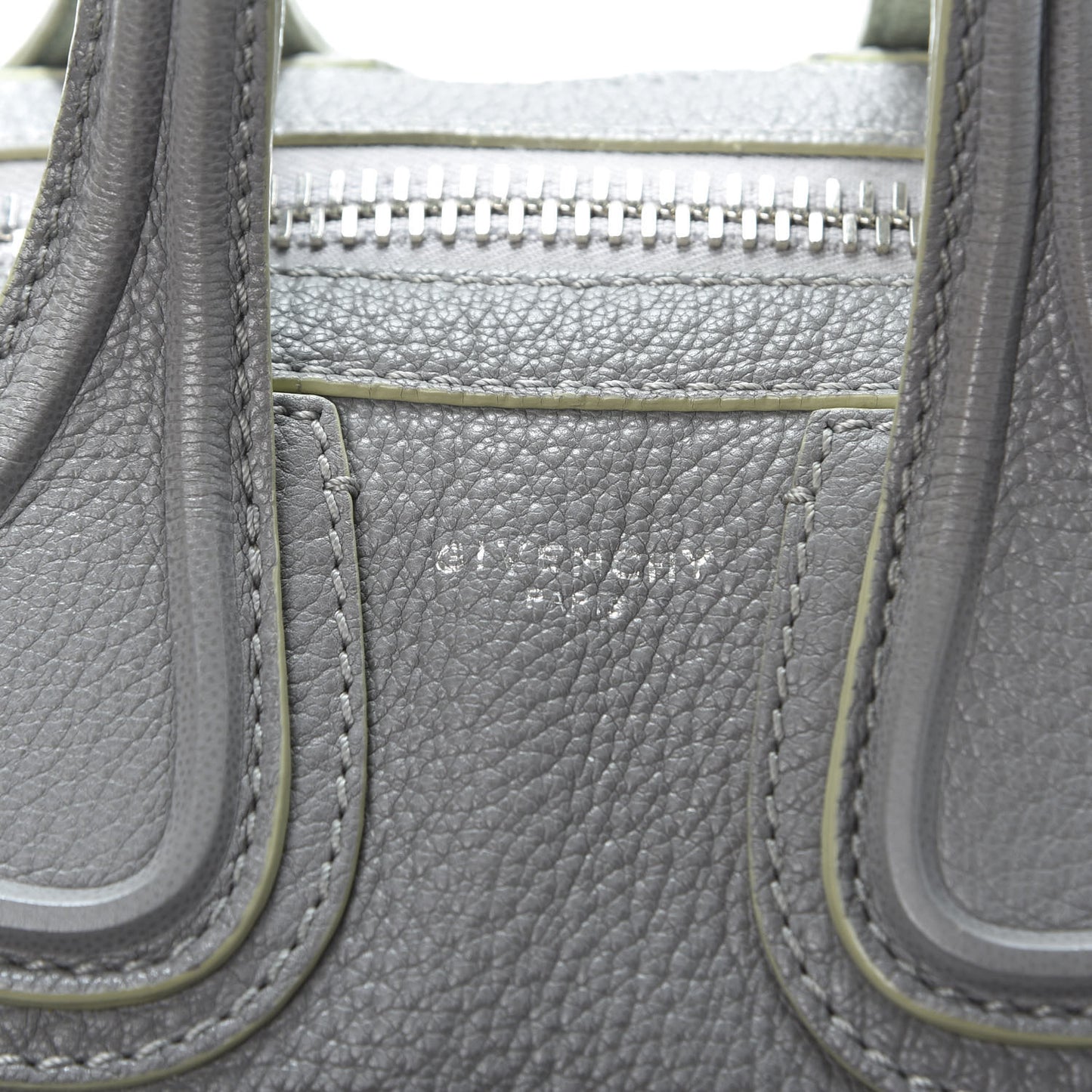 Pebbled Calfskin Small Nightingale Pearl Grey