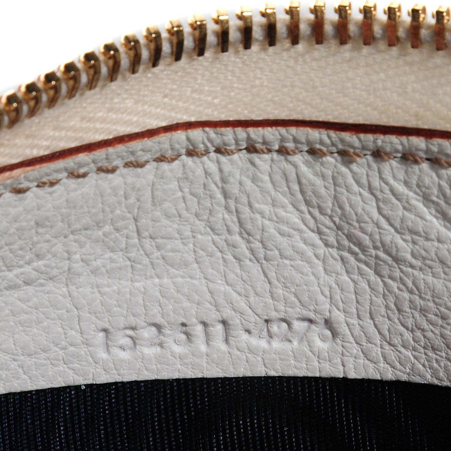 Gucci Calfskin Capri Zip Around Wallet White 8 of 8