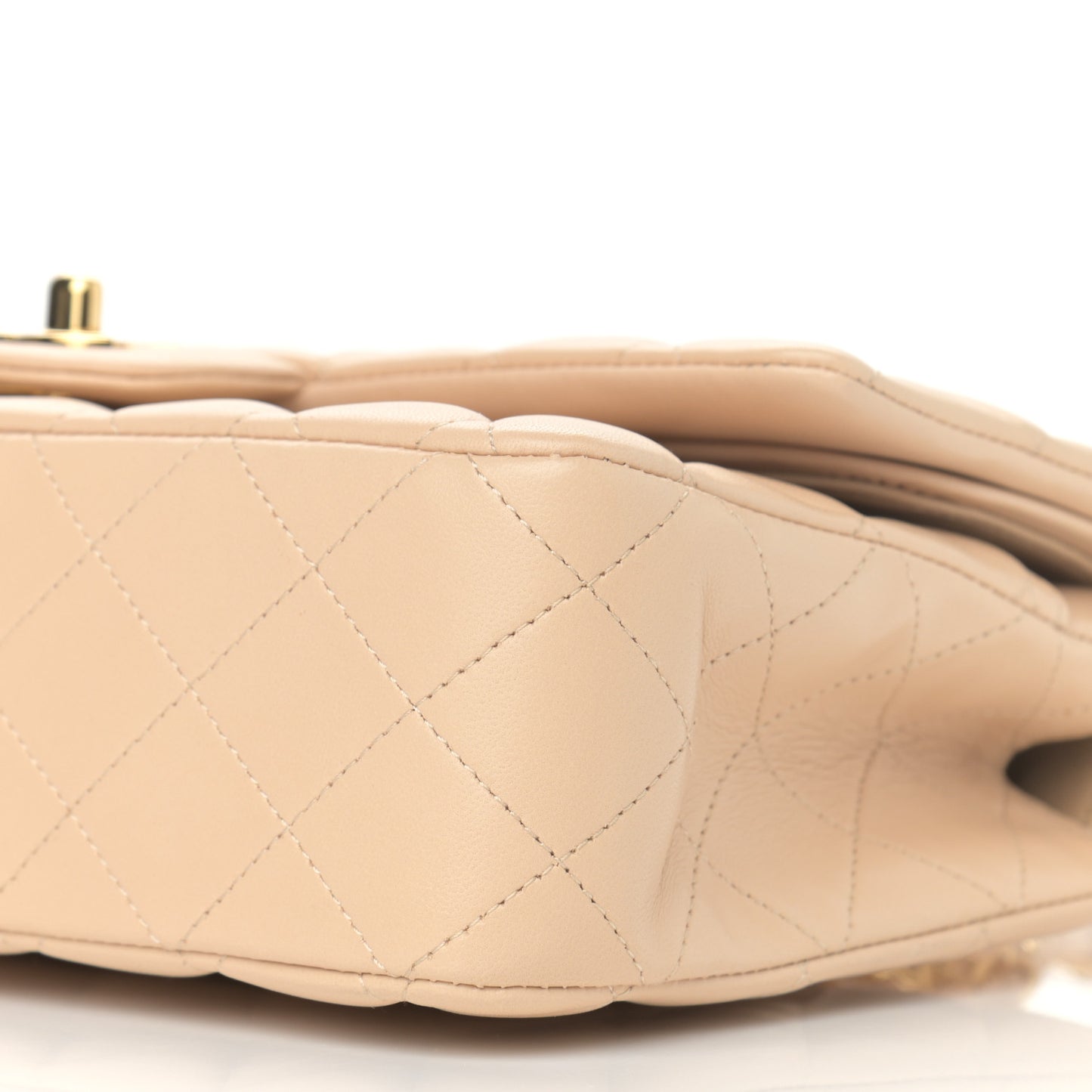 Lambskin Quilted Medium Double Flap Beige