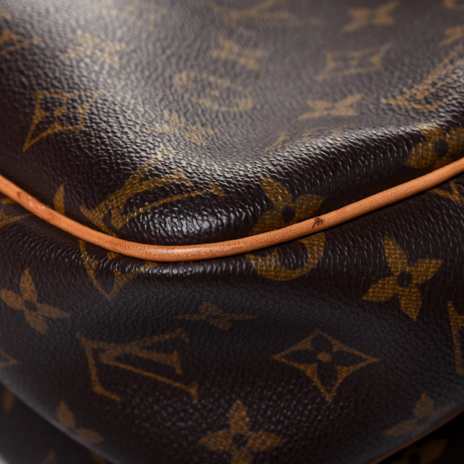 Louis Vuitton Monogram Reporter PM 16 of 22
