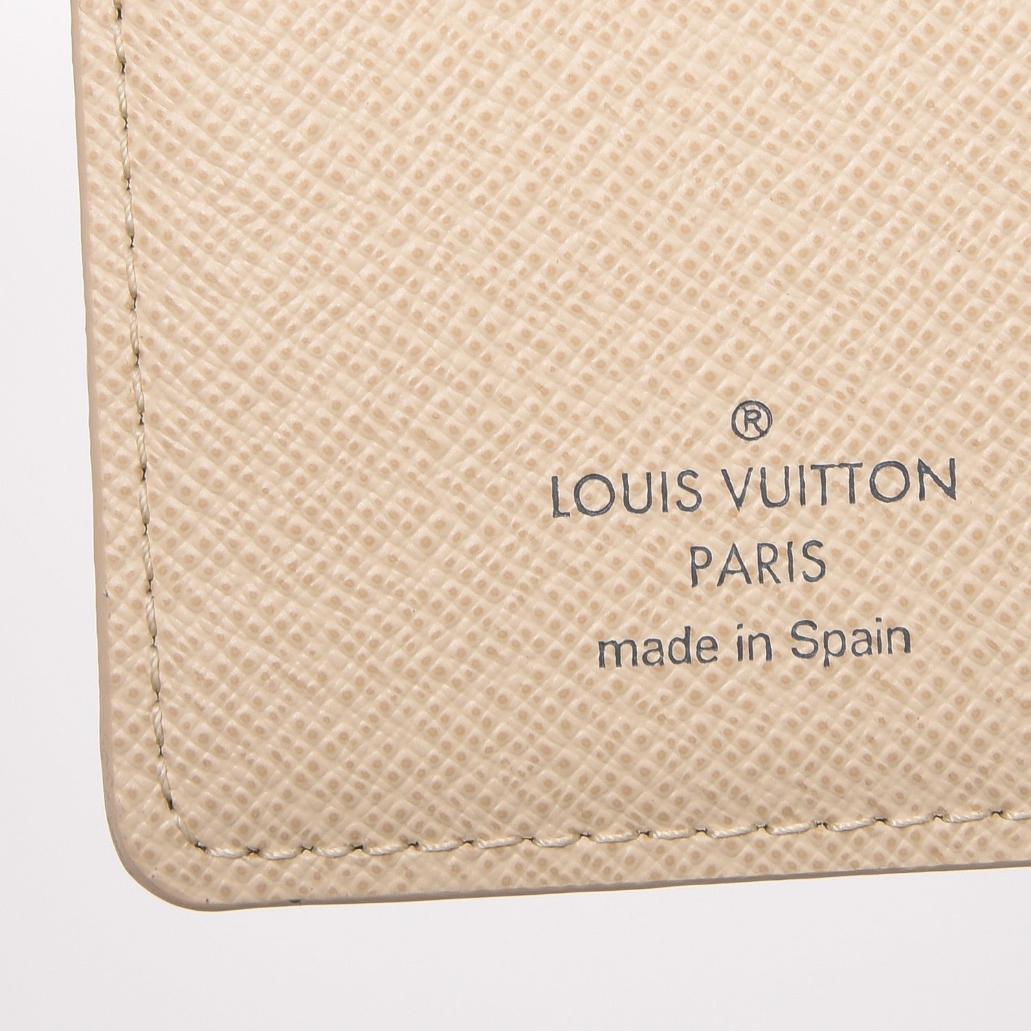 Louis Vuitton Damier Azur Small Ring Agenda Cover 7 of 7