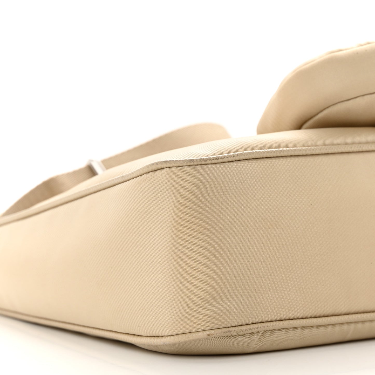 Re-Nylon Saffiano Re-Edition 2005 Shoulder Bag Deserto
