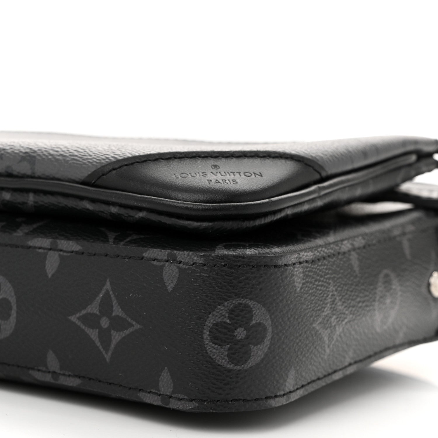 Louis Vuitton Reverse Monogram Eclipse Trio Messenger 10 of 10