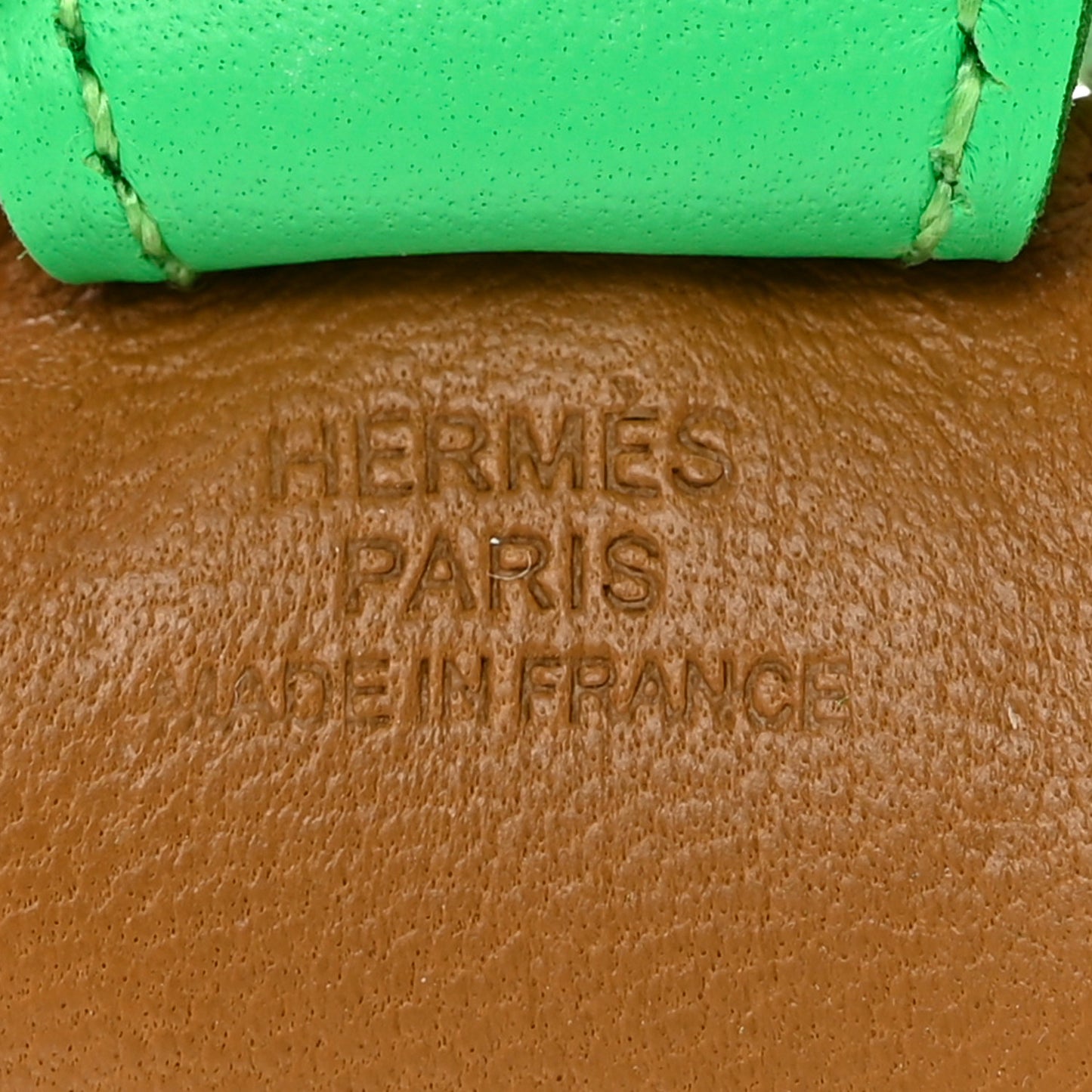 Milo Lambskin Grigri Rodeo Horse Bag Charm PM Kraft Vert Fizz Vert Comics