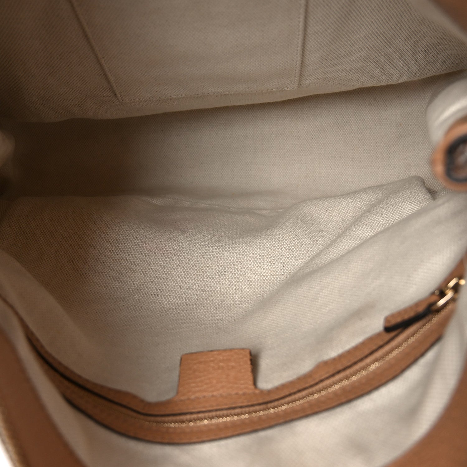 Gucci Pebbled Calfskin Large Soho Hobo Camelia 4 of 9